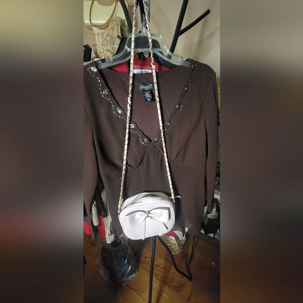 Crossbody Bag With Chain, by Giani Bini - Picture 3 of 4